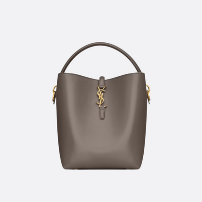 YVES SAINT LAURENT – LE 37 TASCHE AUS GLÄNZENDEM LEDER
