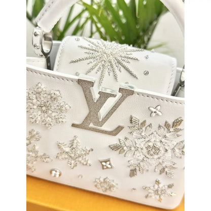LOUIS VUITTON CAPUCINES MINI-TASCHE
